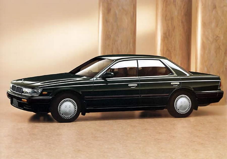  Nissan Laurel (C33) 1989 года  (фото 17 из 18)